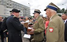 Święto "Błękitnej Armii" i flagi amerykańskie dla weteranów II wojny światowej